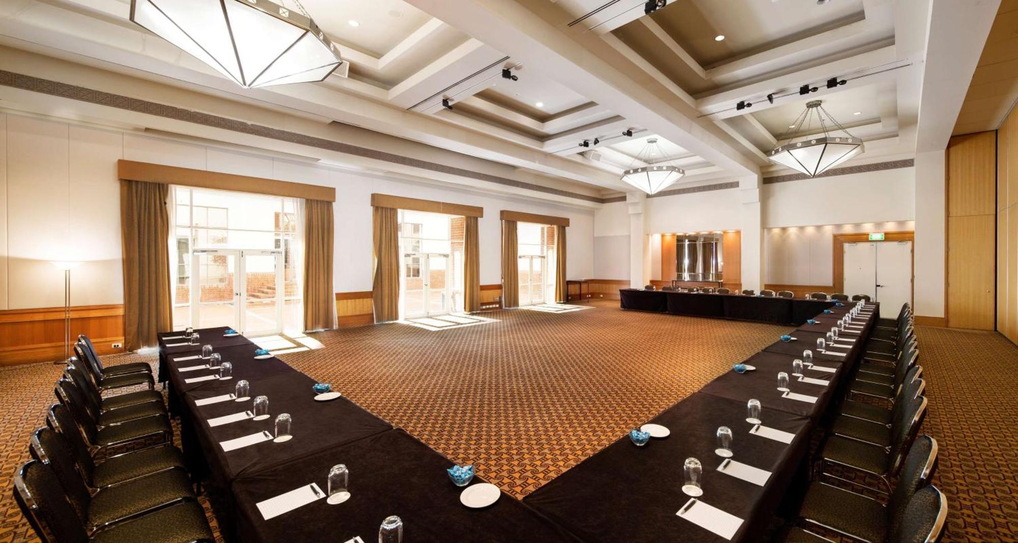 Hyatt - A Park Hyatt 5* Canberra